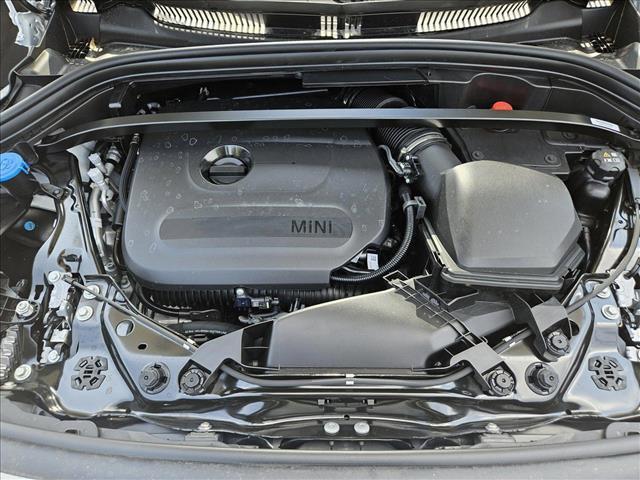 Photo of 2025 Nanuq White Metallic MINI Countryman
