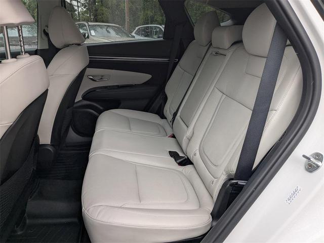 Photo of 2022 Quartz White Hyundai TUCSON Hybrid