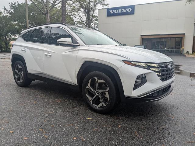 Photo of 2022 Quartz White Hyundai TUCSON Hybrid