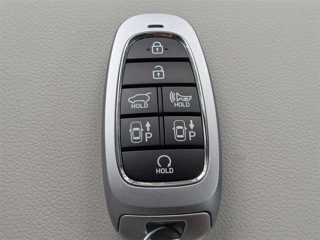 Photo of 2022 Quartz White Hyundai TUCSON Hybrid