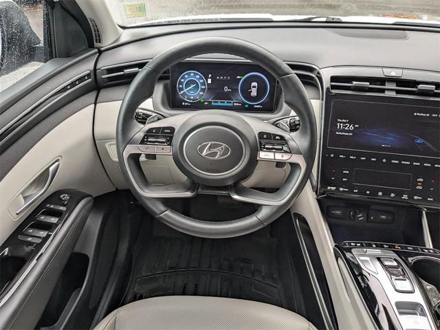 Photo of 2022 Quartz White Hyundai TUCSON Hybrid