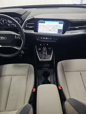 Photo of 2024 Glacier White Metallic Audi Q4 e-tron