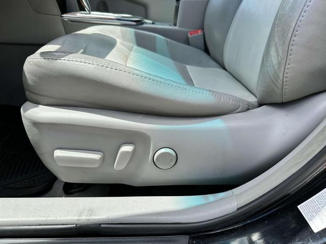 Photo of 2012 Attitude Black Metallic Toyota Camry