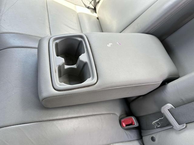 Photo of 2012 Attitude Black Metallic Toyota Camry