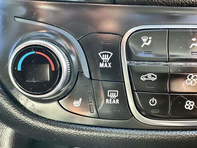 Photo of 2022 Mosaic Black Metallic Chevrolet Equinox
