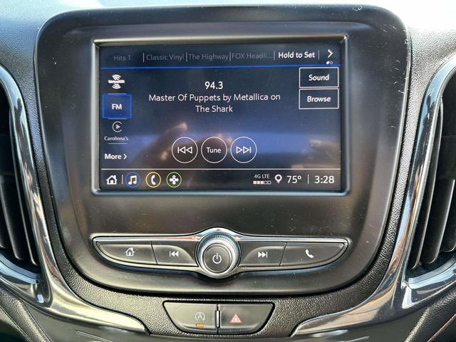 Photo of 2022 Mosaic Black Metallic Chevrolet Equinox