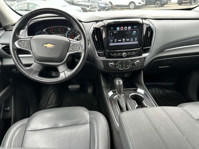 Photo of 2019 Black Currant Metallic Chevrolet Traverse