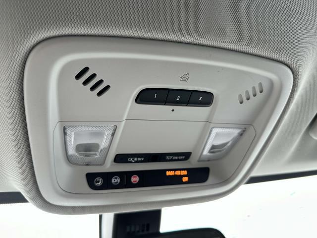 Photo of 2019 Black Currant Metallic Chevrolet Traverse