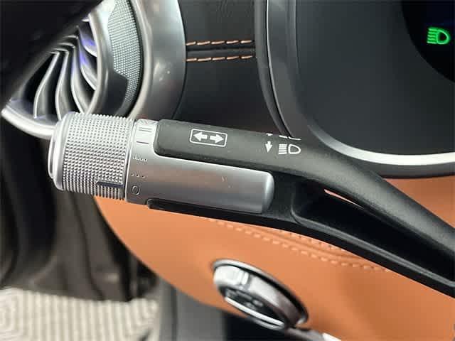 Photo of 2024 Gray Mercedes-Benz AMG SL 63