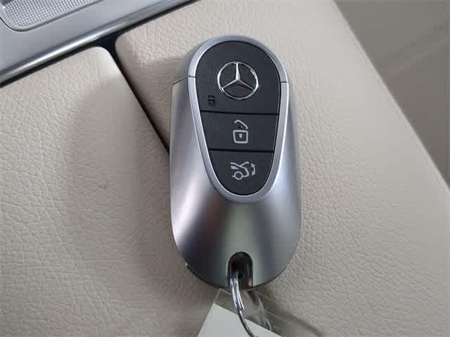 Photo of 2025 Polar White Mercedes-Benz C-Class