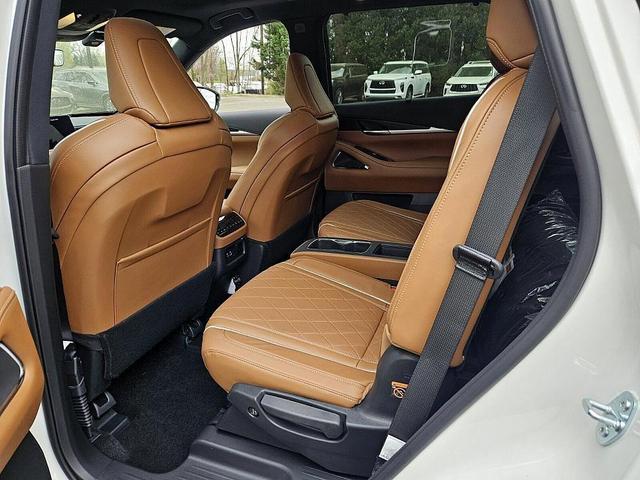 Photo of 2025 Mjst Whte INFINITI QX60