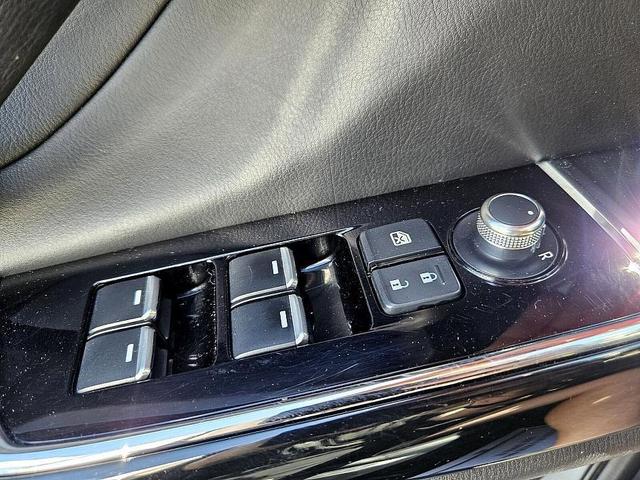 Photo of 2023 Sonic Silver Metallic Mazda CX-9
