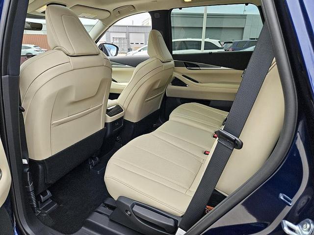 Photo of 2025 Grand Blue INFINITI QX60