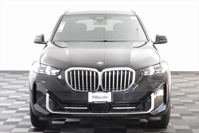 Photo of 2024 Black Sapphire Metallic BMW X5