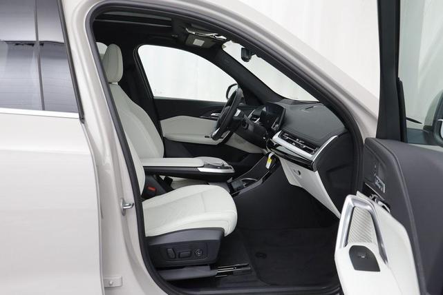 Photo of 2026 Dune Grey Metallic BMW X1