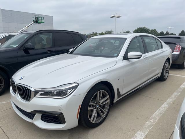 2016 BMW 750