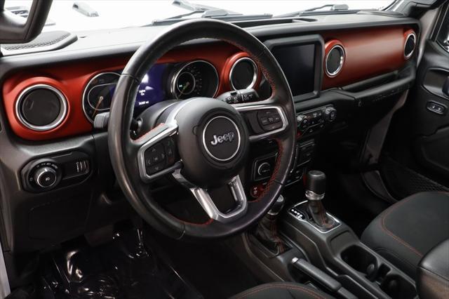 Photo of 2023 Silver Zynith Clearcoat Jeep Wrangler