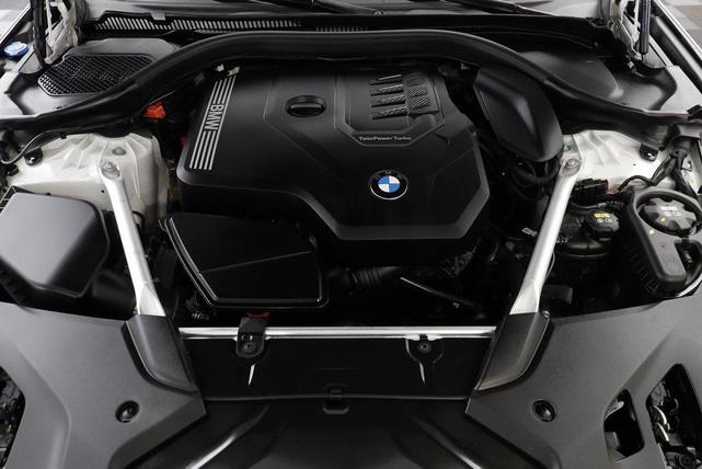 Photo of 2022 Alpine White BMW 530