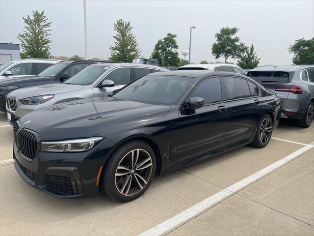 2022 BMW 740