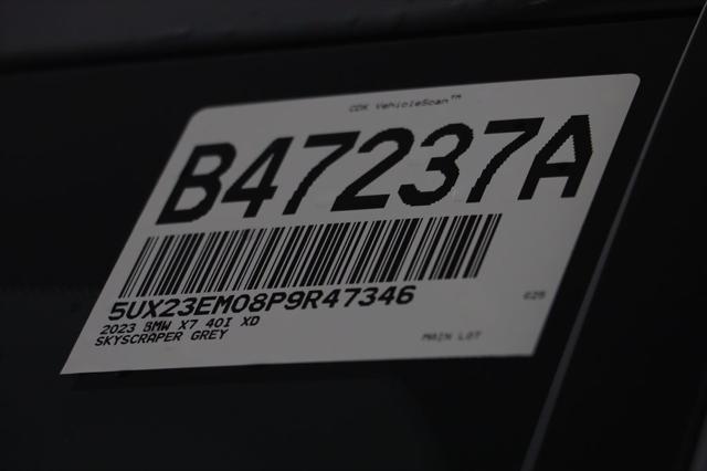 Photo of 2023 Skyscraper Grey Metallic BMW X7