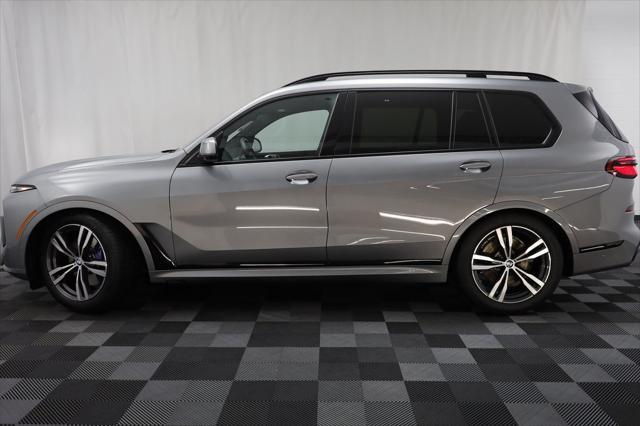 Photo of 2023 Skyscraper Grey Metallic BMW X7