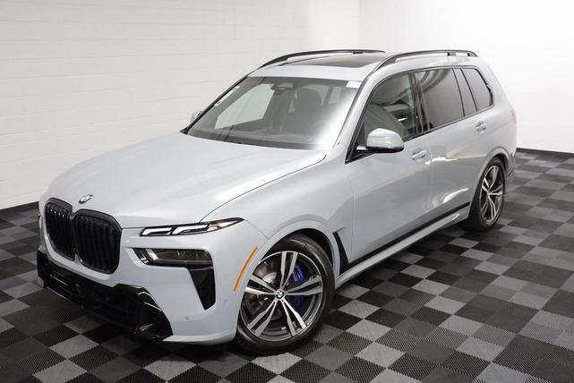 Photo of 2026 Brooklyn Grey Metallic BMW X7