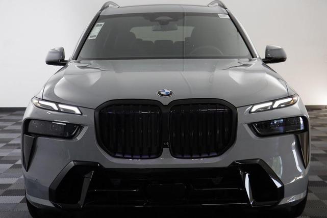 Photo of 2026 Brooklyn Grey Metallic BMW X7