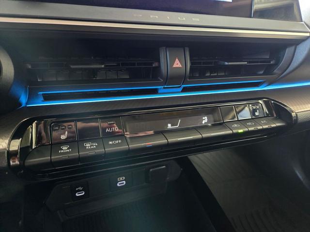 Photo of 2023 Reservoir Blue Toyota Prius