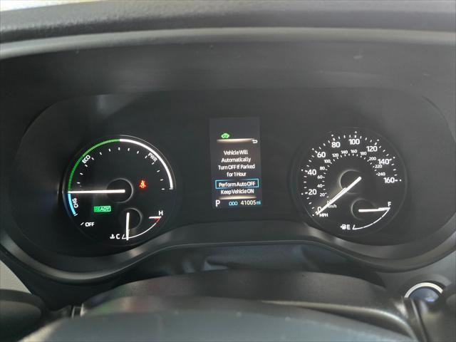 Photo of 2021 Celestial Silver Metallic Toyota Sienna