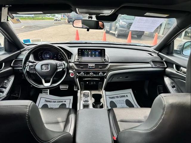 Photo of 2022 Sonic Gray Pearl Honda Accord
