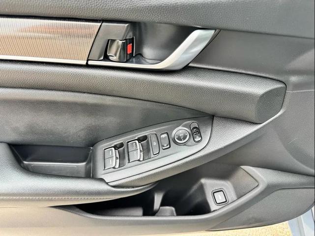 Photo of 2022 Sonic Gray Pearl Honda Accord