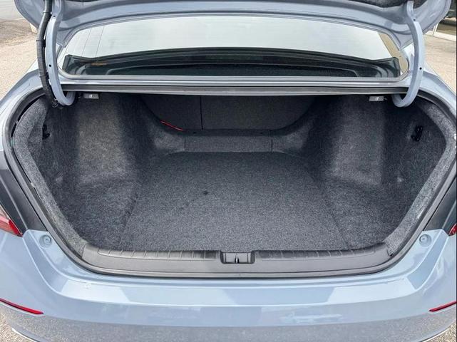 Photo of 2022 Sonic Gray Pearl Honda Accord