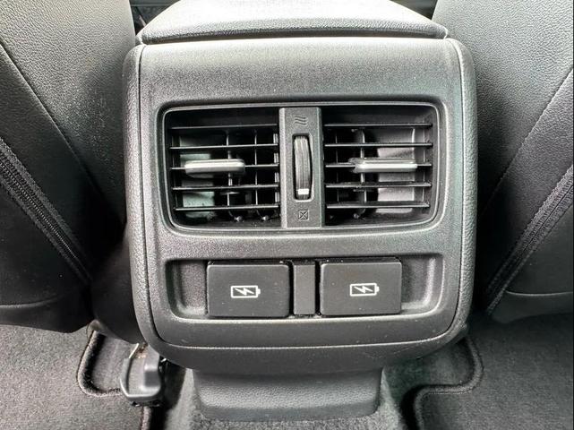 Photo of 2022 Sonic Gray Pearl Honda Accord