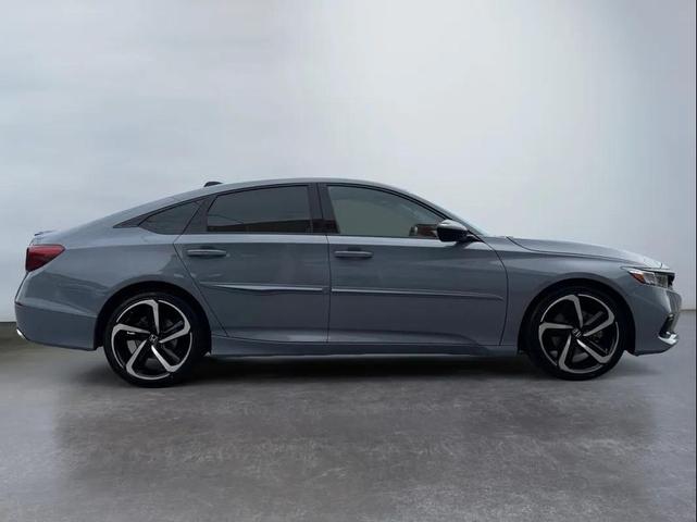 Photo of 2022 Sonic Gray Pearl Honda Accord