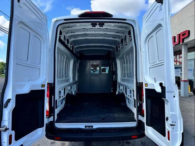 Photo of 2023 Oxford White Ford Transit-350