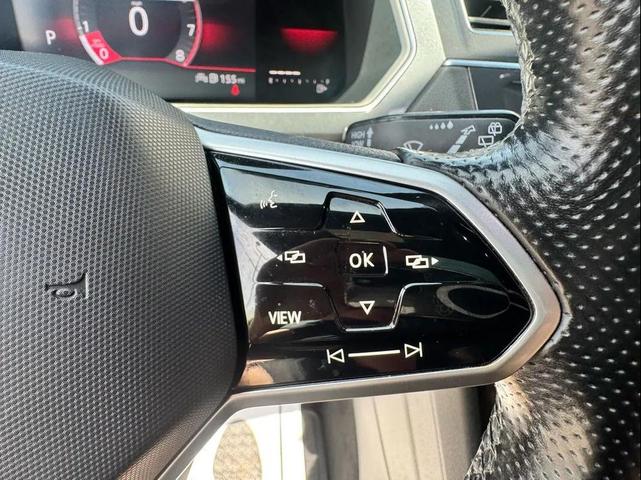 Photo of 2022 White Volkswagen Tiguan