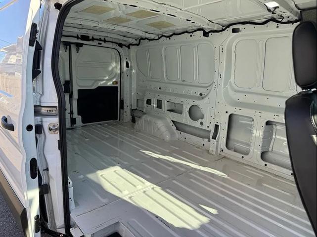 Photo of 2023 Oxford White Ford Transit-150