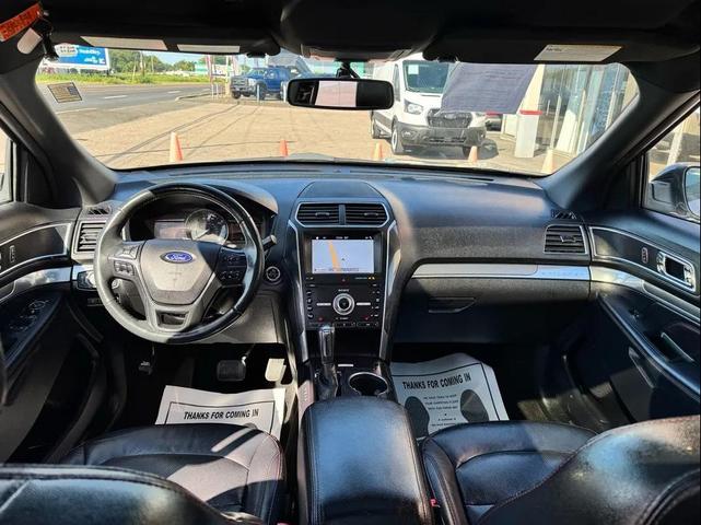 Photo of 2019 Ingot Silver Metallic Ford Explorer