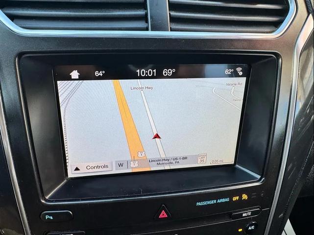 Photo of 2019 Ingot Silver Metallic Ford Explorer