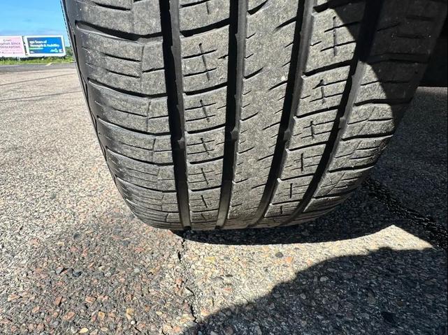 Photo of 2019 Ingot Silver Metallic Ford Explorer