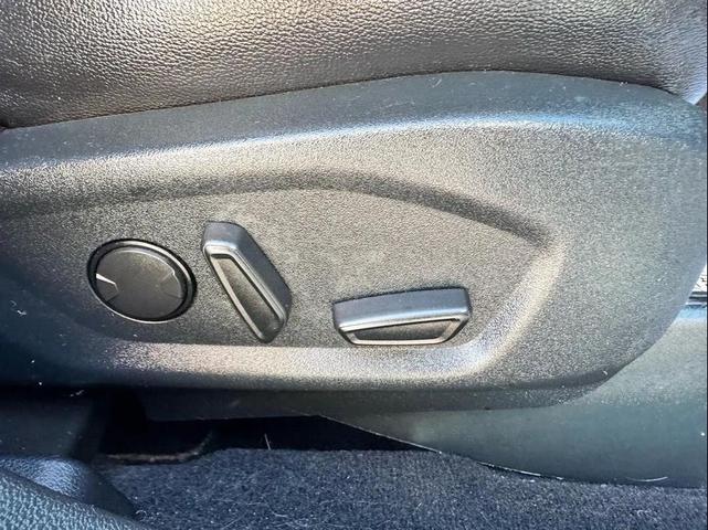 Photo of 2019 Ingot Silver Metallic Ford Explorer