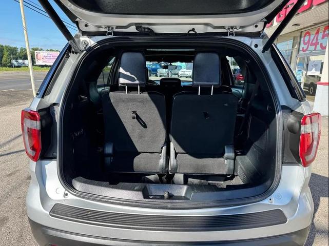 Photo of 2019 Ingot Silver Metallic Ford Explorer