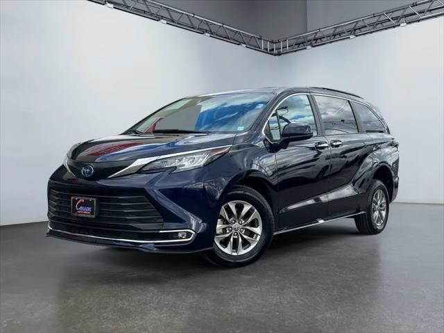 Photo of 2023 Blueprint Toyota Sienna