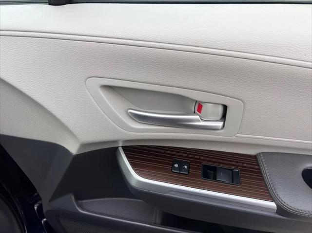 Photo of 2023 Blueprint Toyota Sienna