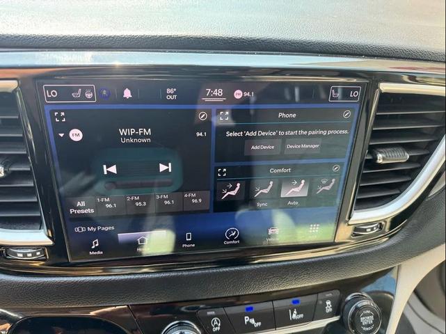 Photo of 2021 Velvet Red Pearlcoat Chrysler Pacifica