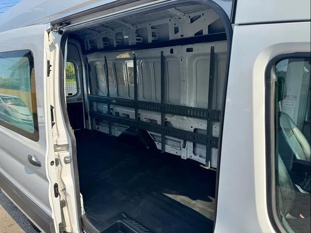 Photo of 2021 Oxford White Ford Transit-350