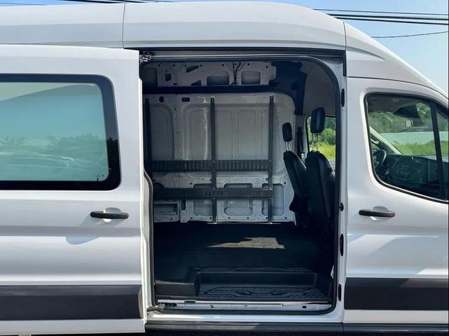 Photo of 2021 Oxford White Ford Transit-350