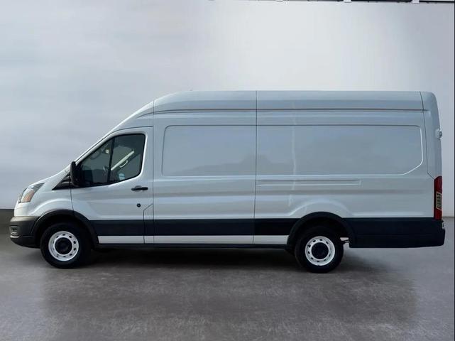 Photo of 2021 Oxford White Ford Transit-350
