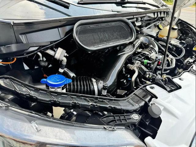 Photo of 2020 Oxford White Ford Transit-150