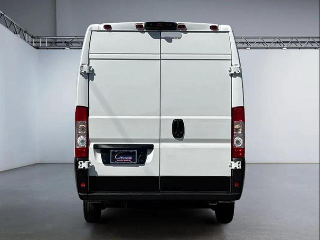 Photo of 2023 Bright White Clearcoat RAM ProMaster 3500